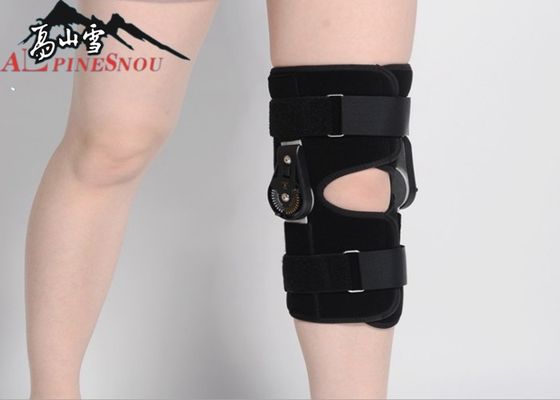 चीन समायोज्य घुटने फिक्सेशन ब्रेस / Neoprene घुटने ब्रेस दोहरी उद्देश्य काले रंग आपूर्तिकर्ता