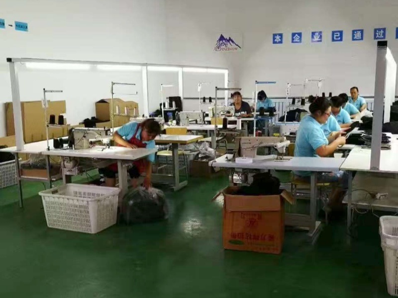 Hebei Zhaoyang Medical Instrument Co., Ltd. निर्माता उत्पादन लाइन